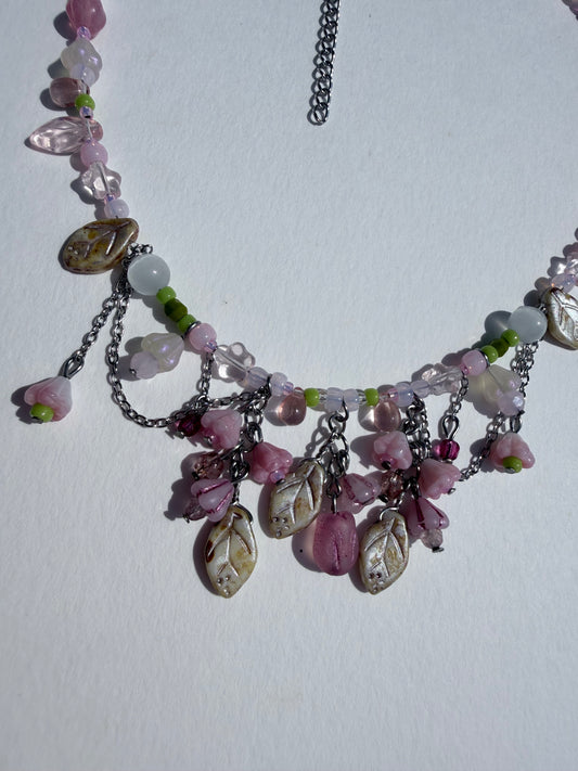 Veil of flowers necklace