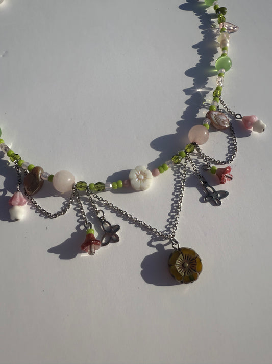 Double flower necklace