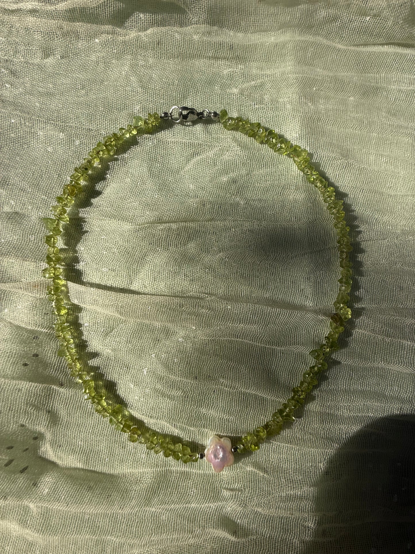 Peridot & natural pearl necklace