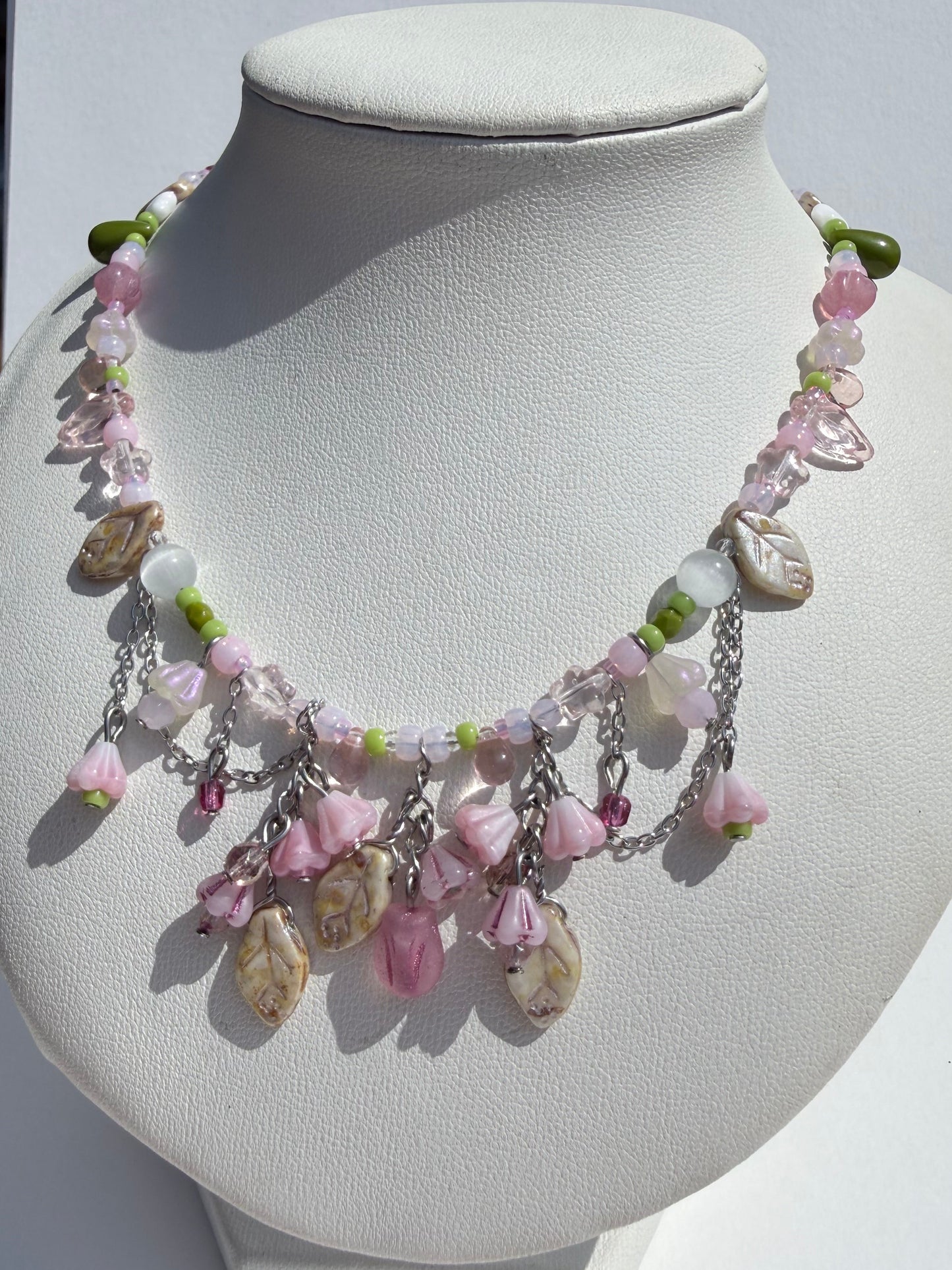 Veil of flowers necklace