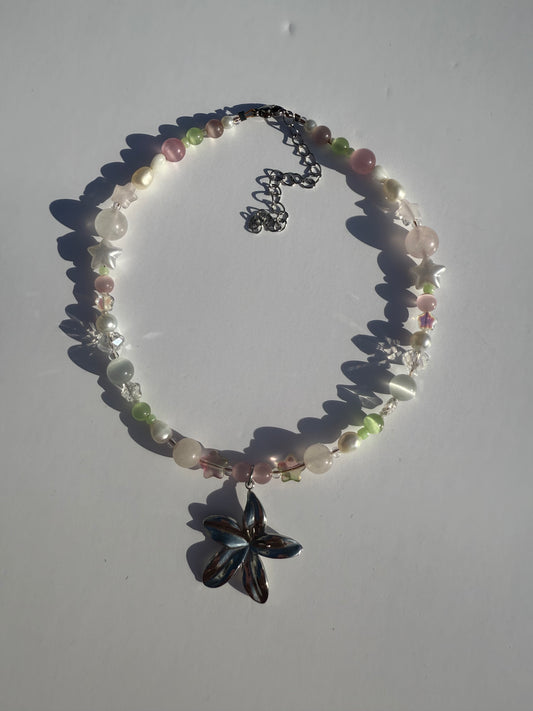 Big flower necklace